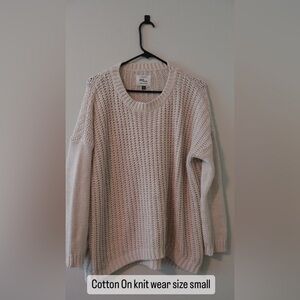 Oversized Cotton On knit wear size small